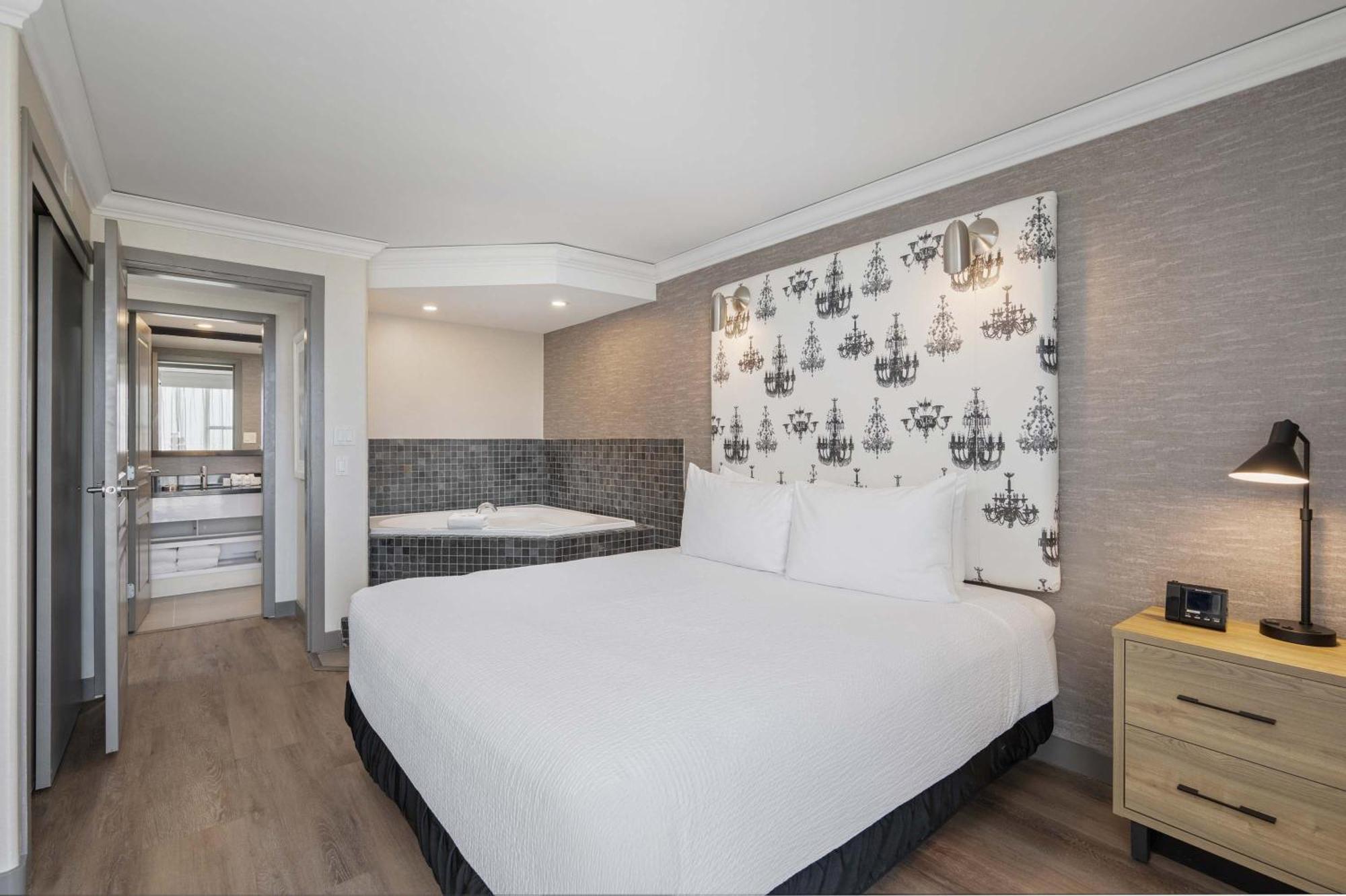 Sandman Signature Toronto Airport Hotel Экстерьер фото
